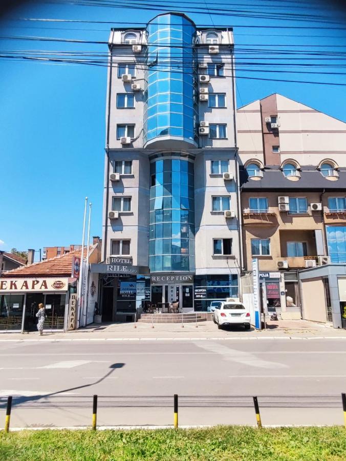 Hotel Rile Men Blue Ni Eksteriør bilde